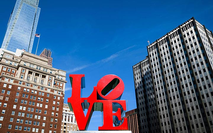 philadelphia love sign